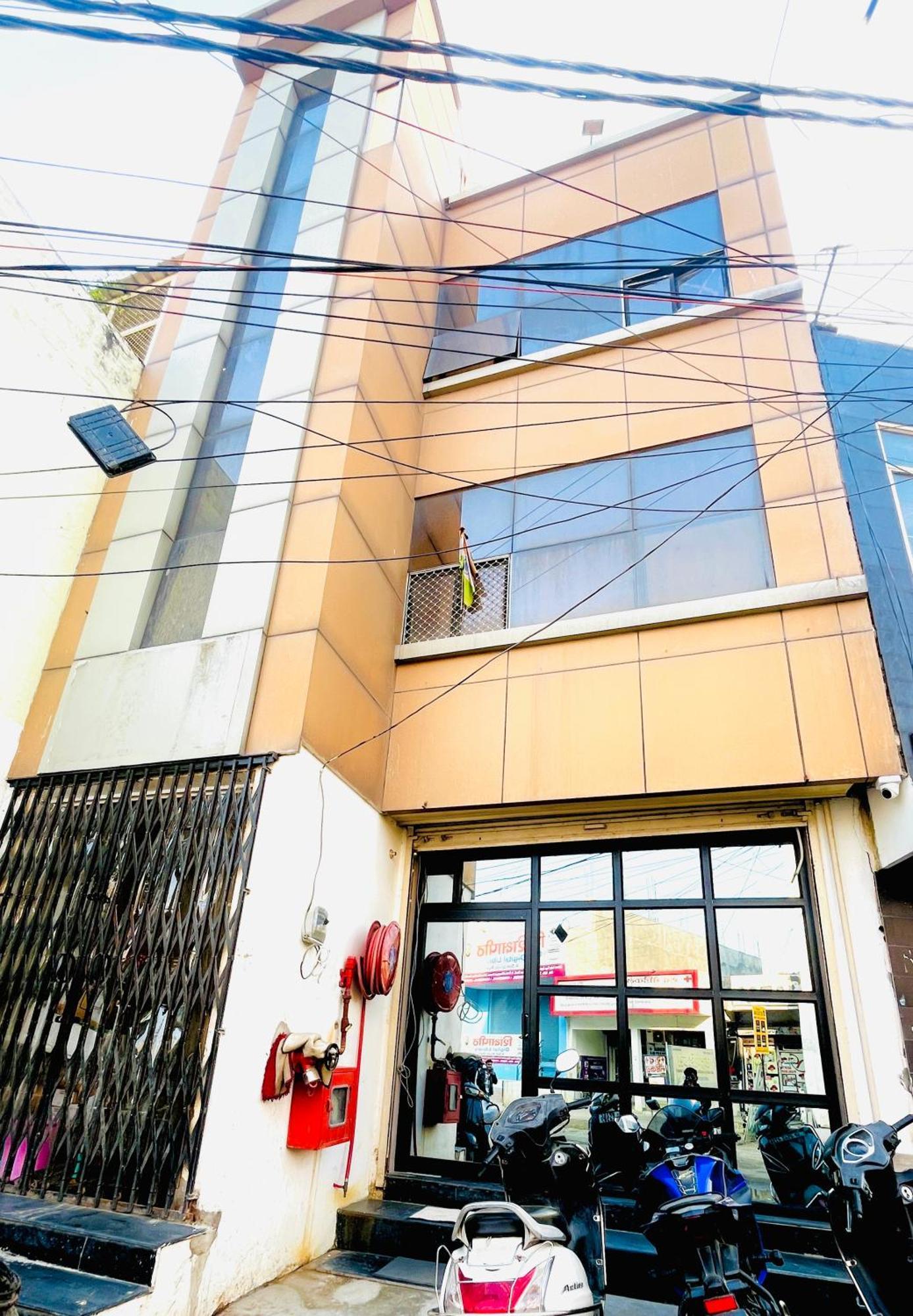 Hotel Green Apple Bareilly Buitenkant foto